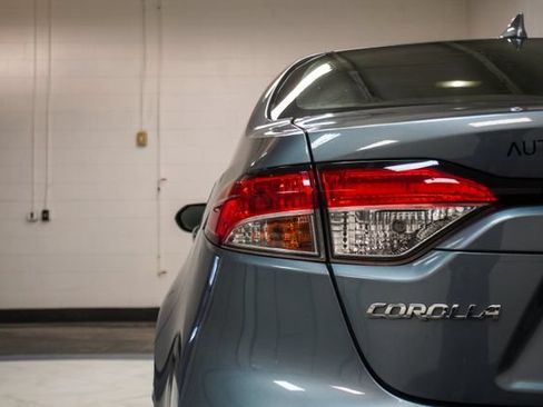 Used 2023 Toyota Corolla LE FWD image 34