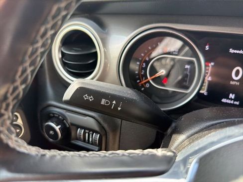 Used 2021 Jeep Wrangler Unlimited Sahara w/ Uconnect 4C Nav & Sound Group AWD/4WD image 44