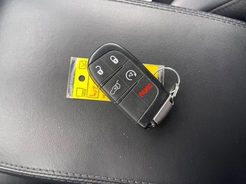 Used 2020 Dodge Durango R/T w/ Trailer Tow Group IV image 32