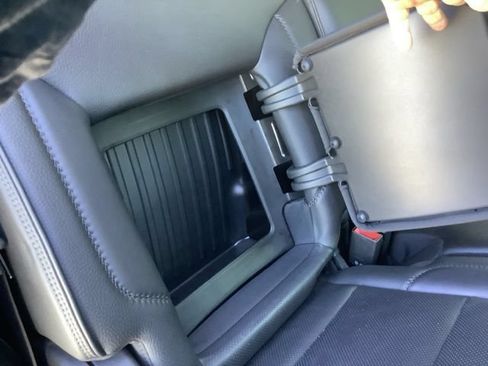 Used 2022 GMC Sierra 1500 Denali AWD/4WD image 27