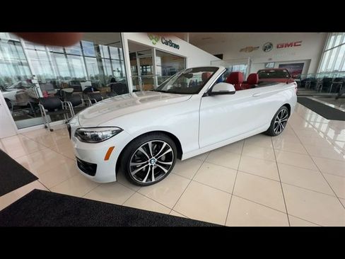 Used 2021 BMW 230i xDrive Convertible w/ Premium Package AWD/4WD image 4