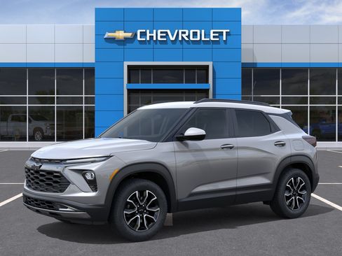 New 2026 Chevrolet TrailBlazer ACTIV FWD image 3