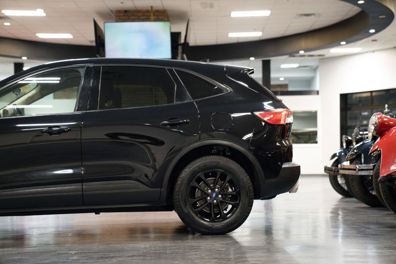 Used 2020 Ford Escape SE Sport AWD/4WD image 7