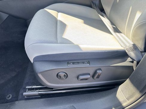 Used 2023 Volkswagen ID.4 Pro S image 15