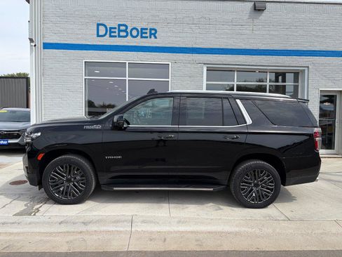 Used 2021 Chevrolet Tahoe High Country w/ Max Trailering Package AWD/4WD image 2