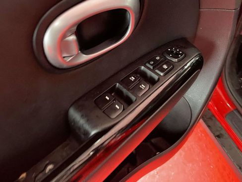 Used 2016 Kia Soul + w/ Audio Package image 25