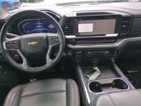 Used 2024 Chevrolet Silverado 2500 LTZ w/ LTZ Convenience Package AWD/4WD image 29