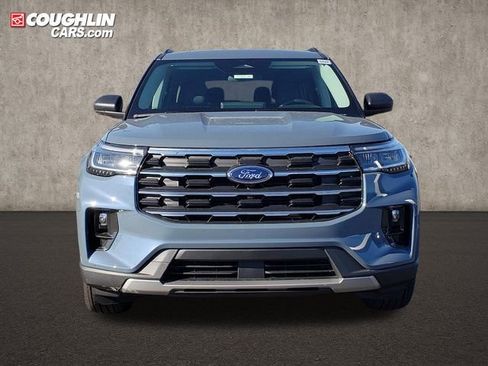 New 2026 Ford Explorer Active w/ Active Comfort Package image 2