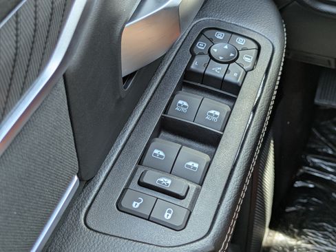 New 2026 RAM 3500 Big Horn AWD/4WD image 19