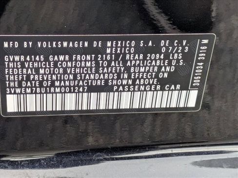 Used 2024 Volkswagen Jetta SE FWD image 23