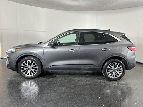 Used 2021 Ford Escape Titanium image 7