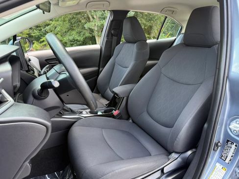 Used 2022 Toyota Corolla LE FWD image 24