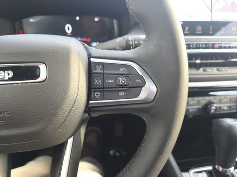 Certified 2025 Jeep Compass Limited w/ High Altitude Package image 15