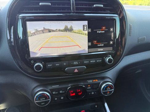 Used 2020 Kia Soul GT-Line Turbo FWD image 12