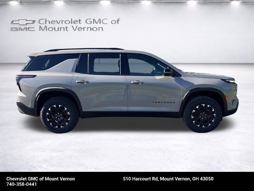New 2027 Chevrolet Traverse Z71 w/ Enhanced Driving Package AWD/4WD image 8