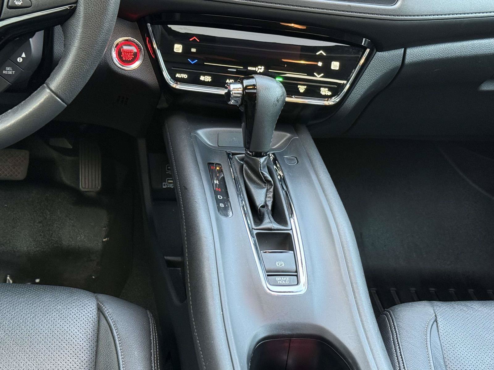 Used 2020 Honda HR-V Touring image 19