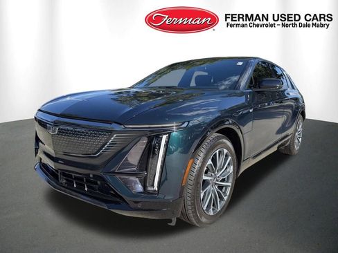 Used 2024 Cadillac Lyriq Sport AWD/4WD image 12
