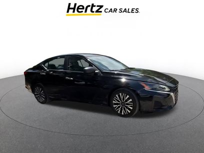 Used 2025 Nissan Altima 2.5 SV