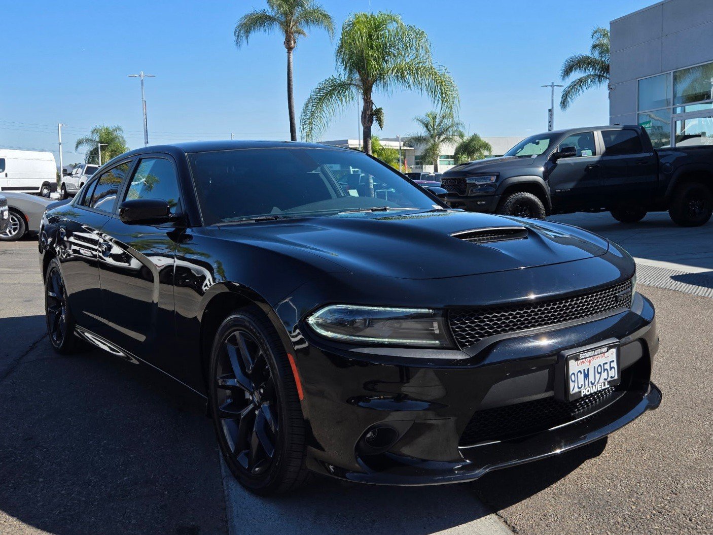 Used 2022 Dodge Charger GT w/ Blacktop Package RWD image 7
