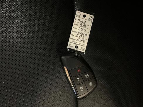 Used 2026 Chevrolet Equinox EV LT w/ Convenience Package II FWD image 29