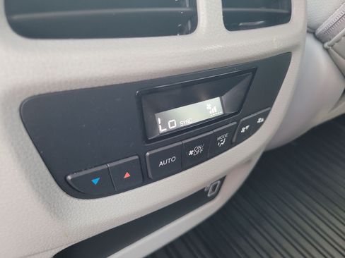 Used 2022 Honda Pilot Special Edition image 27