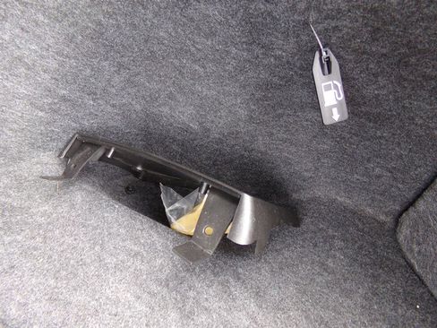 Used 2001 Lincoln Continental image 49