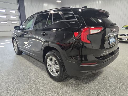 Certified 2024 GMC Terrain SLE w/ Driver Convenience Package image 3