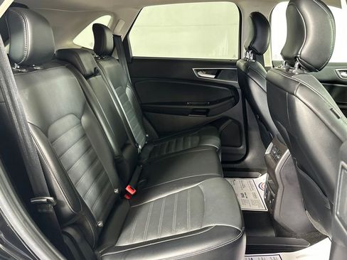 Used 2018 Ford Edge SEL w/ Equipment Group 201A image 32