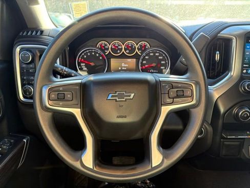 Used 2020 Chevrolet Silverado 1500 RST w/ RST Value Package image 17