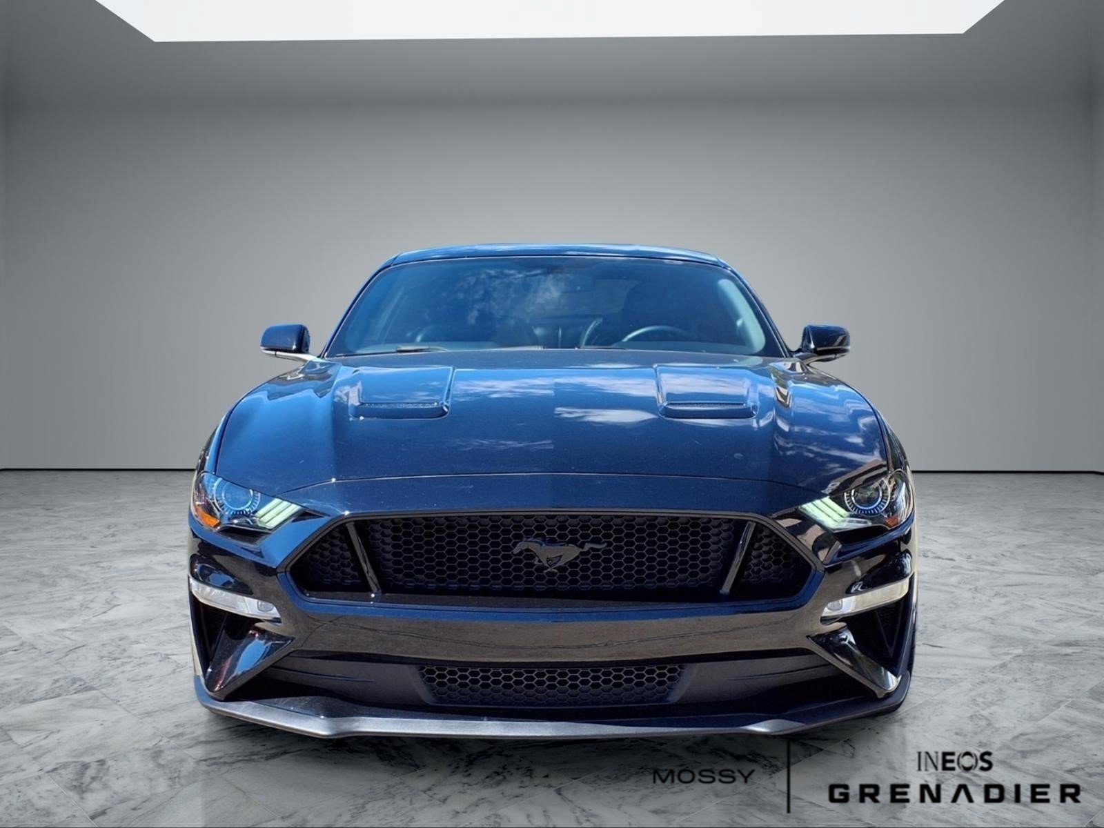 Used 2020 Ford Mustang GT Premium w/ Equipment Group 401A RWD image 3