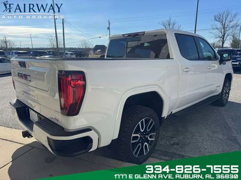 Used 2024 GMC Sierra 1500 AT4 w/ Technology Package image 6