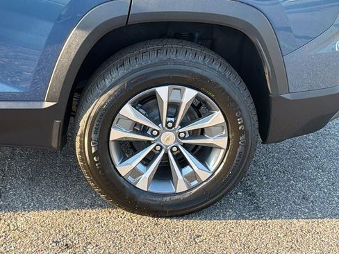New 2026 Chevrolet Equinox LT FWD image 9