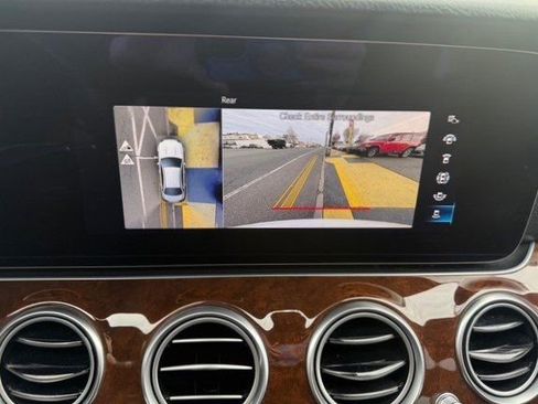 Used 2022 Mercedes-Benz E 350 4MATIC image 19