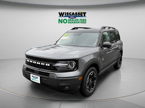 Certified 2025 Ford Bronco Sport Outer Banks w/ Outer Banks Tech Package+ AWD/4WD image 18