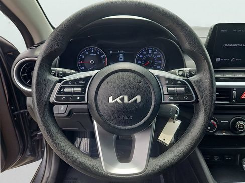 Certified 2023 Kia Forte LXS FWD image 22
