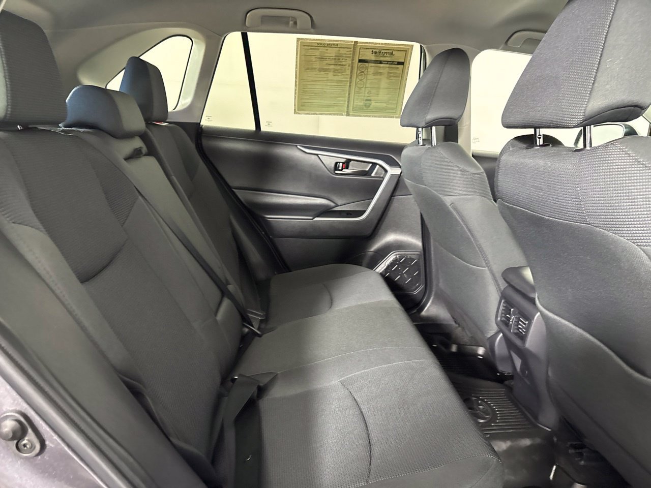 Used 2024 Toyota RAV4 LE AWD/4WD image 25