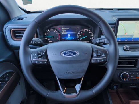 Used 2024 Ford Maverick Lariat w/ FX4 Off-Road Package AWD/4WD image 12