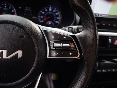 Used 2024 Kia Forte GT-Line image 5