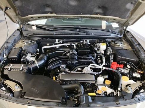 Used 2022 Subaru Outback Limited w/ Popular Package #2 image 9