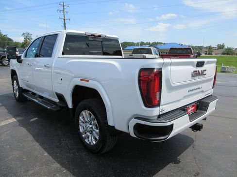 Used 2020 GMC Sierra 2500 Denali w/ Denali Ultimate Package AWD/4WD image 10