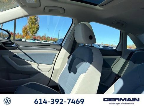 New 2026 Volkswagen Jetta SE image 21