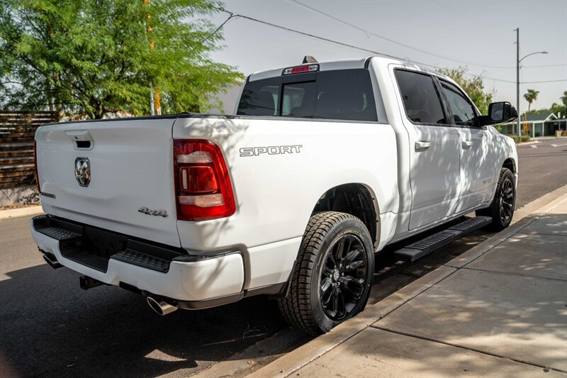 Used 2023 RAM 1500 Laramie AWD/4WD image 5