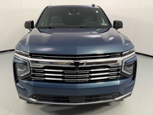 Used 2025 Chevrolet Tahoe Premier image 2