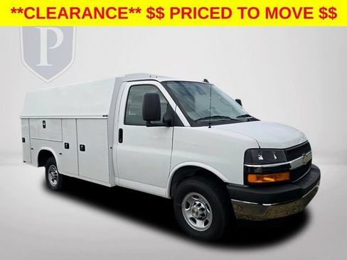 New 2025 Chevrolet Express 3500 w/ Power Convenience Package RWD image 2