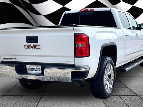 Used 2014 GMC Sierra 1500 SLT w/ SLT Crew Cab Value Package AWD/4WD image 2