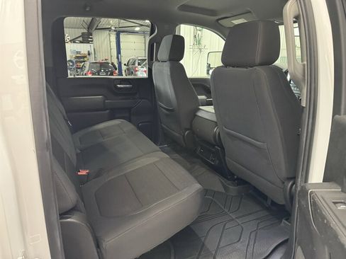Used 2021 Chevrolet Silverado 2500 LT w/ Fleet Comfort Package AWD/4WD image 15