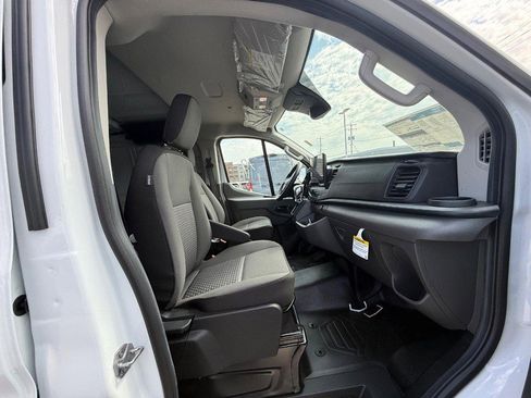 New 2026 Ford Transit 150 Low Roof RWD image 11
