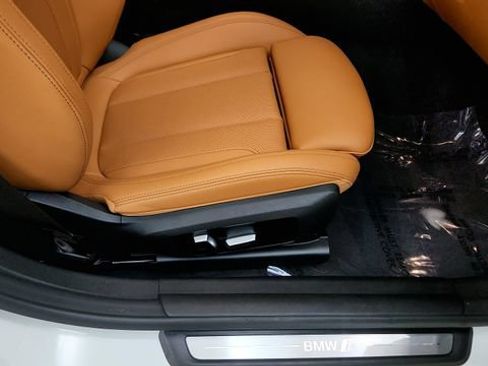 Used 2023 BMW i4 eDrive35 w/ Premium Package RWD image 38
