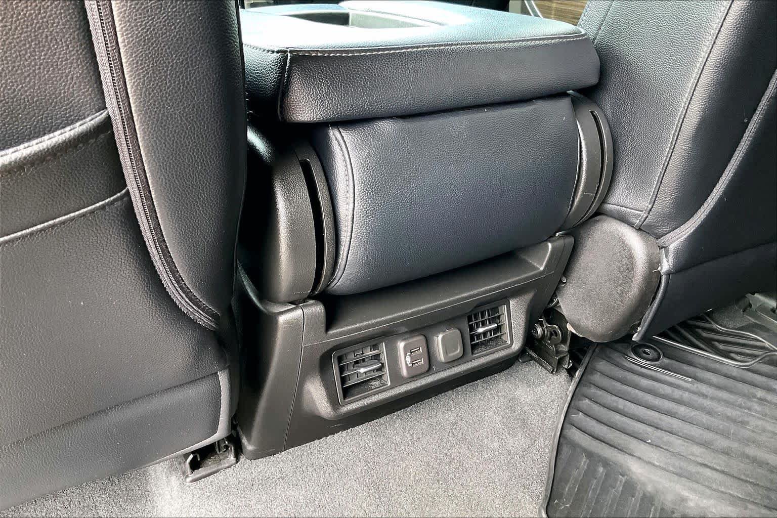 Used 2021 Chevrolet Silverado 1500 LT w/ All Star Edition Plus RWD image 33