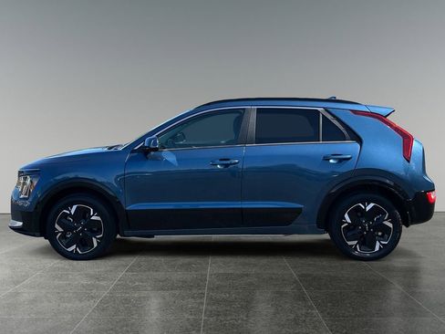 Used 2025 Kia Niro Wind w/ Wind Preserve Package FWD image 4